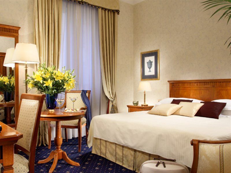 Una Hotels Empire Roma Eksteriør bilde